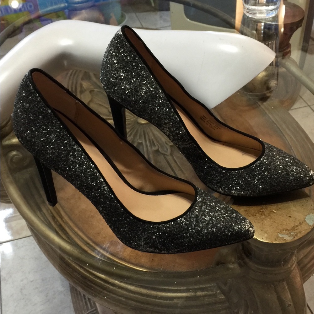 Joe’s Authentic - Picture 3 of 8